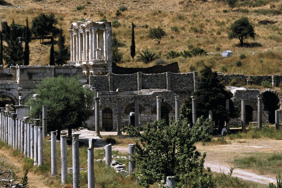 Bibliothèque de Celsus sur le site archéologique d'Éphèse. Author's Image