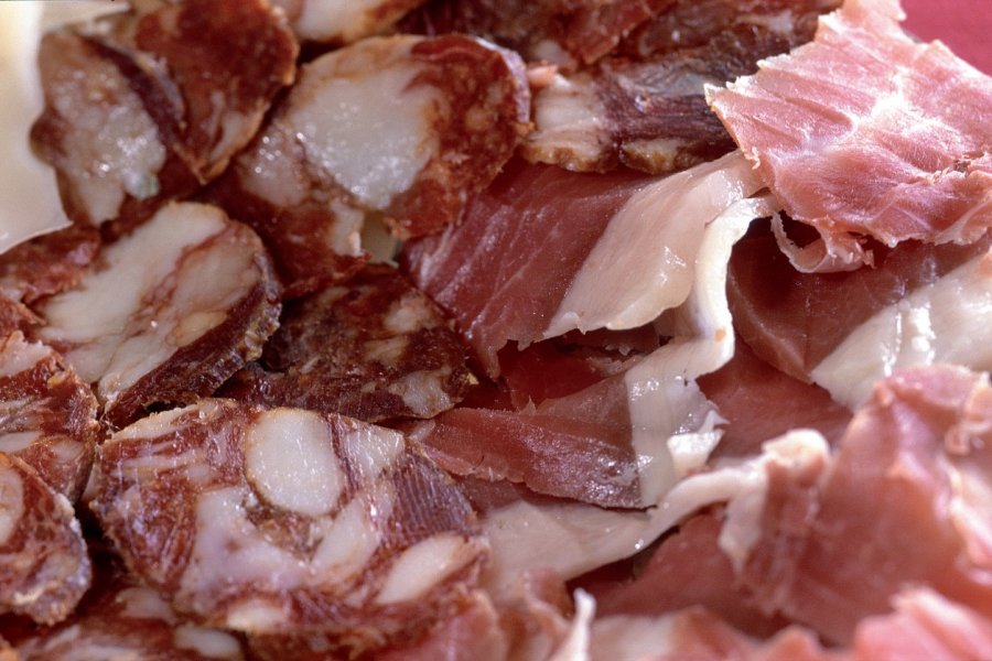 Charcuterie locale. Ana NEVENKA - Iconotec