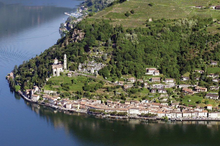 Morcote sur le lac de Lugano. Archivio Ticino Turismo