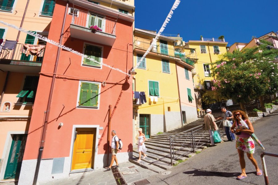 Dans les rues de Riomaggiore. DavidCallan - iStockphoto