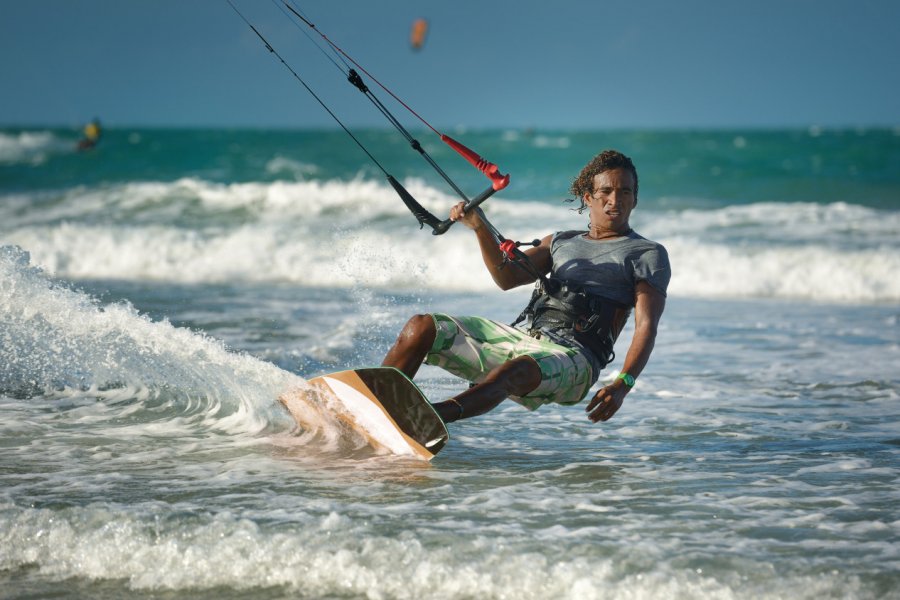 Kitesurf. 4FR - iStockphoto.com