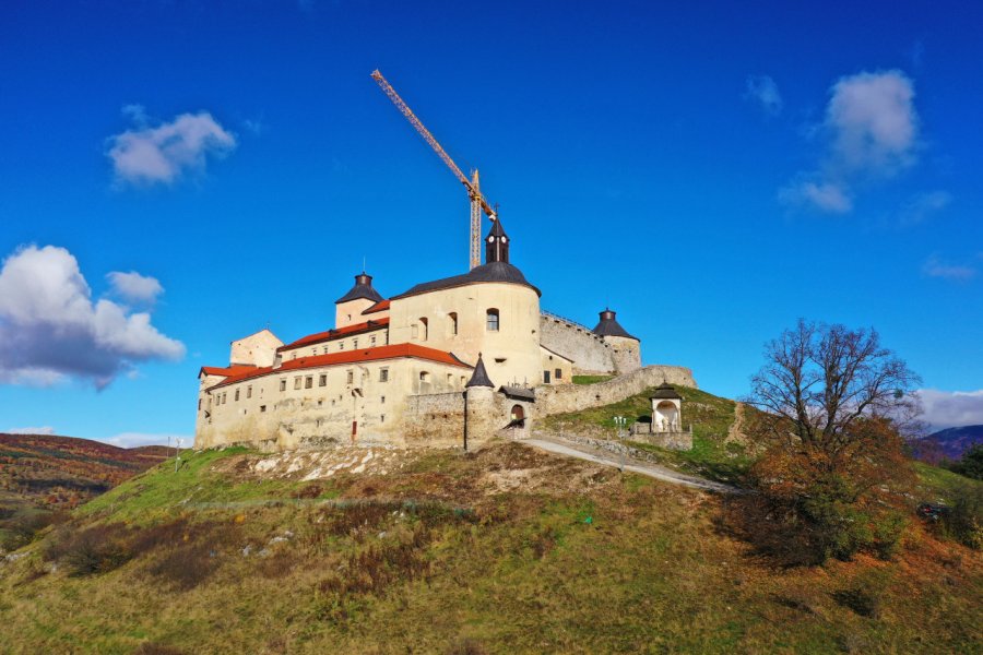 Le château de Krasna Horka, en travaux depuis 2012. Peter Hanzes - Shutterstock.com