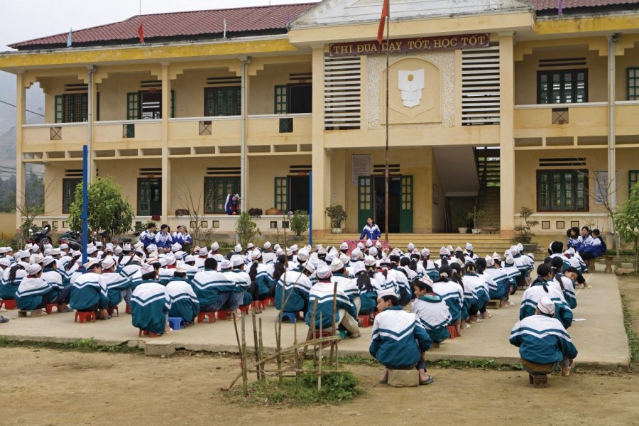 École du village de Bac Hà. Yukiko Yamanote  - Iconotec