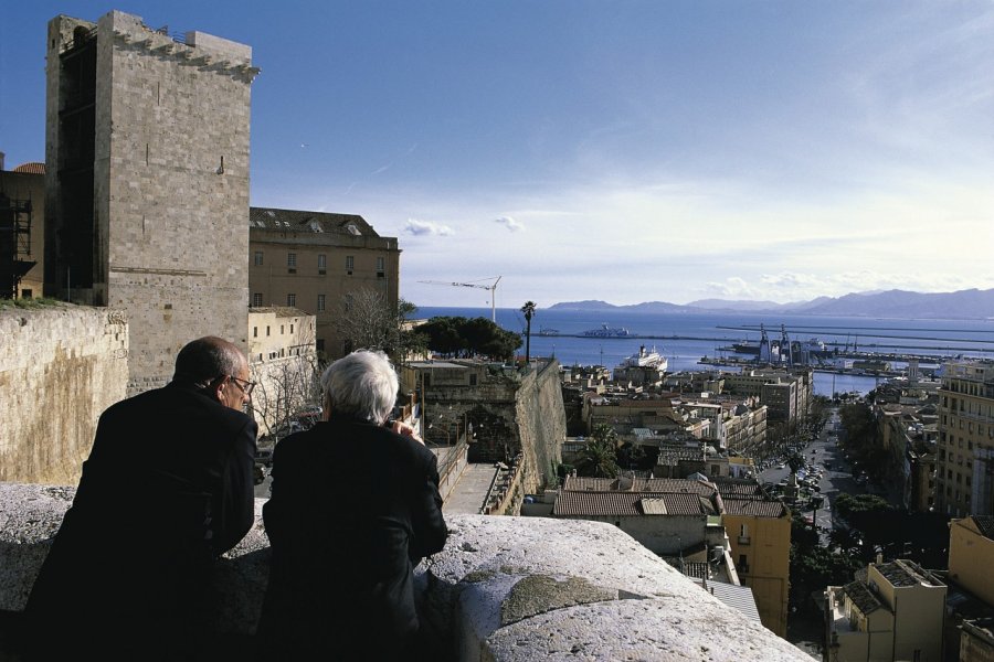 Vue depuis le château de Cagliari. Hugo Canabi - Iconotec