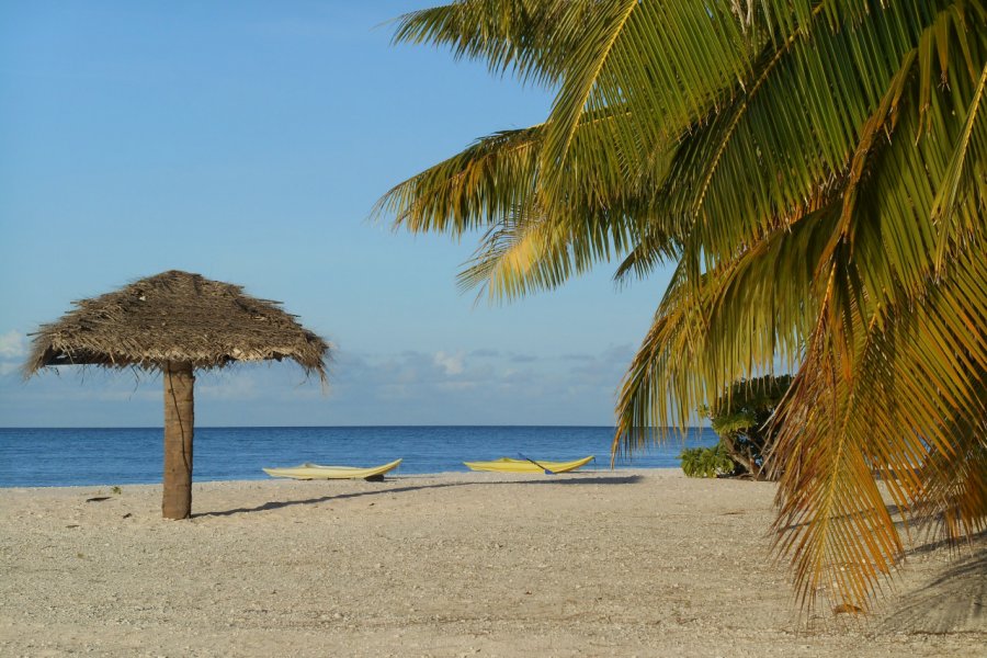 Sur le sable de Tikehau Roxane LAMOUILLE