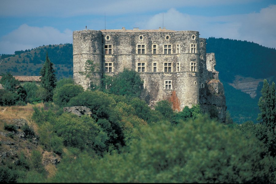 Le château d'Alba JOËL DAMASE - ICONOTEC