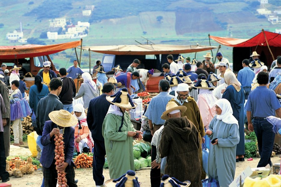 Souk de la région de Ksar Seghir. Thierry Lauzun - Iconotec