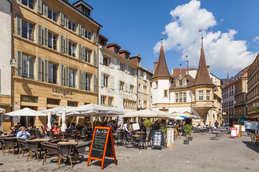 Place des Halles, Neuchâtel. Dragan Jovanovic - Shutterstock.com