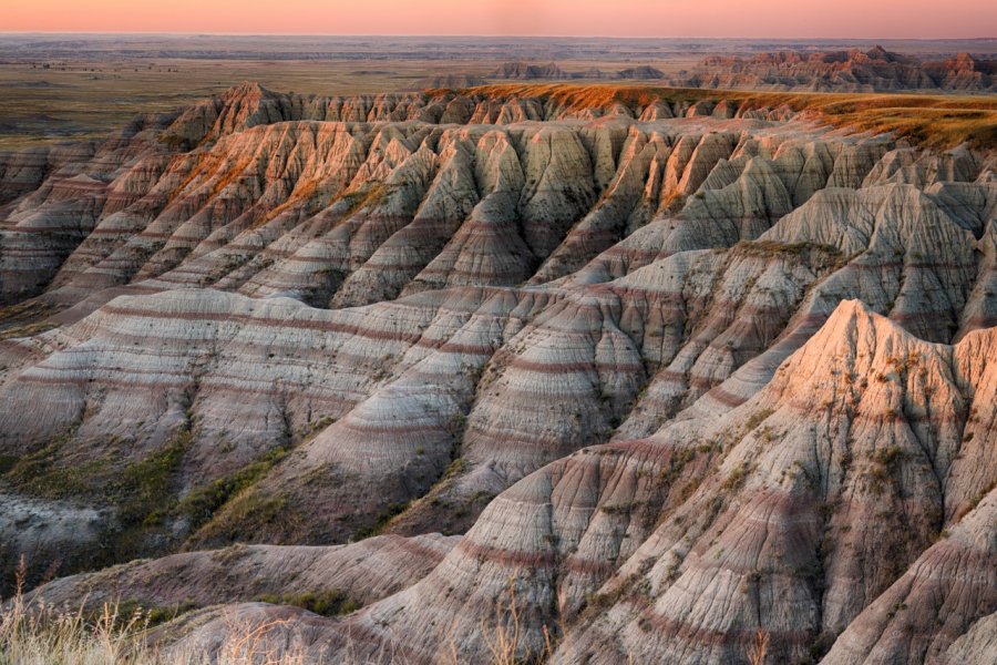 Les badlands, Dakota du Sud. Paul Brady Photography/Shutterstock.com