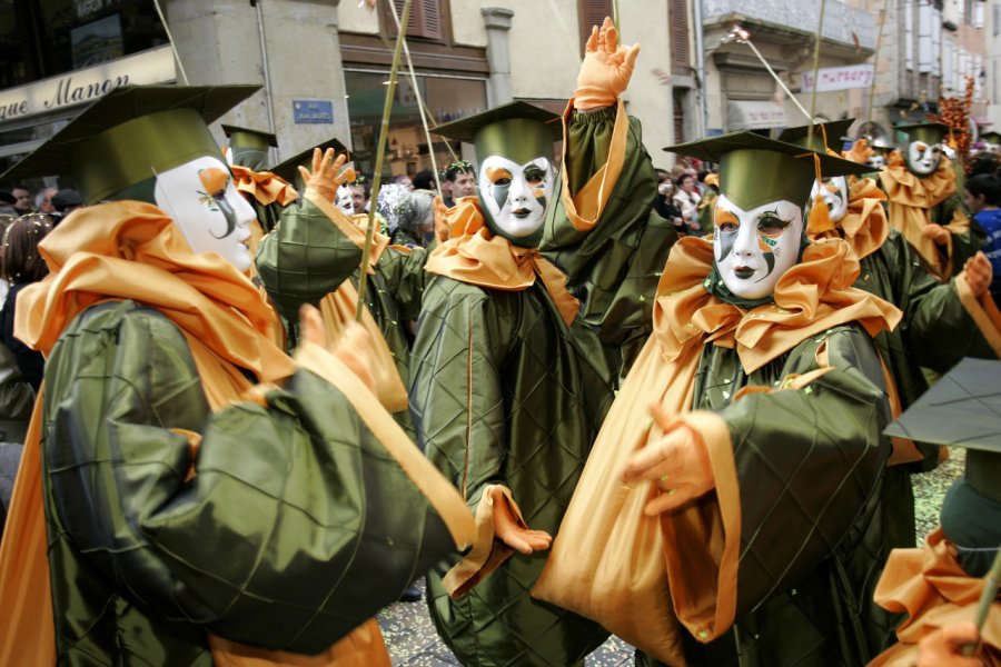 Festival à Limoux, près de Carcassonne. shutterstock.com -david muscroft