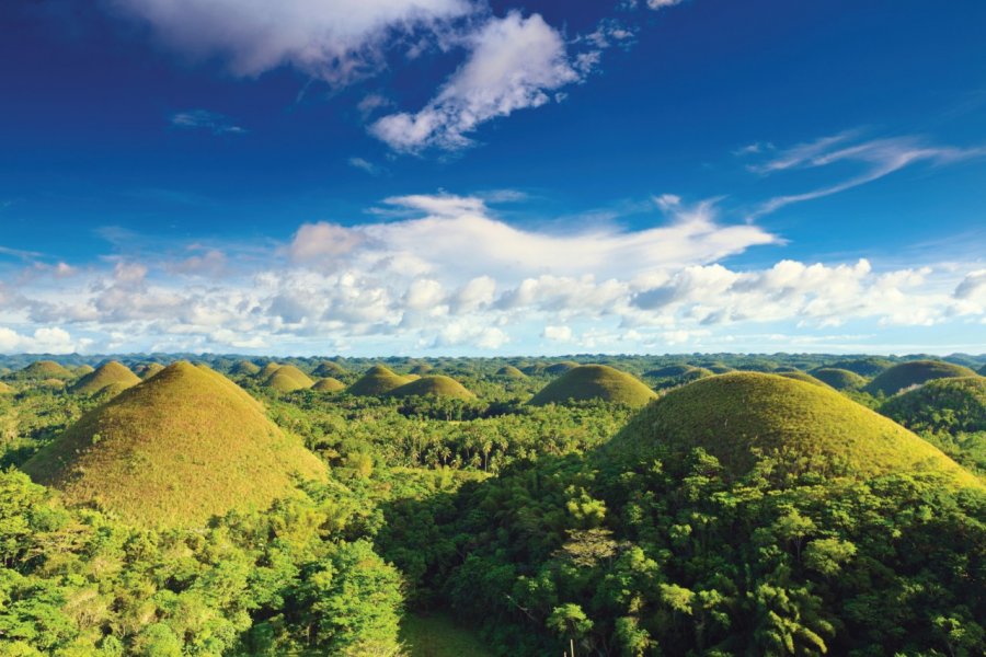 Chocolate Hills, Bohol. GoodOlga - iStockphoto