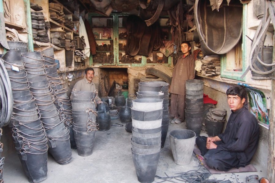 Commerçants dans le bazar d'Hérât. VINCENT RONCO