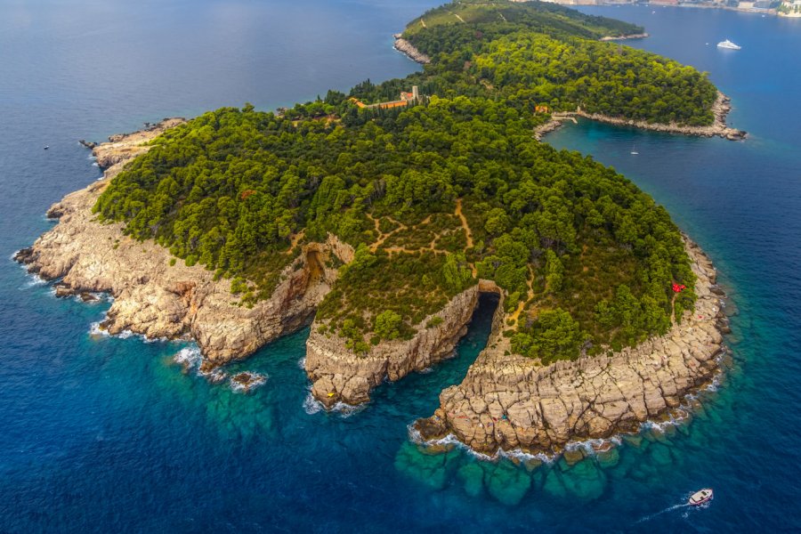 Ile de Lokrum. OPIS Zagreb - Shutterstock.com