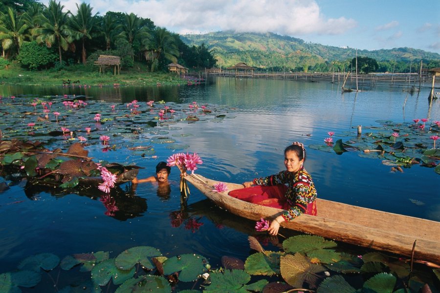Ethnie T'Bolis autour du lac Sebu. Author's Image