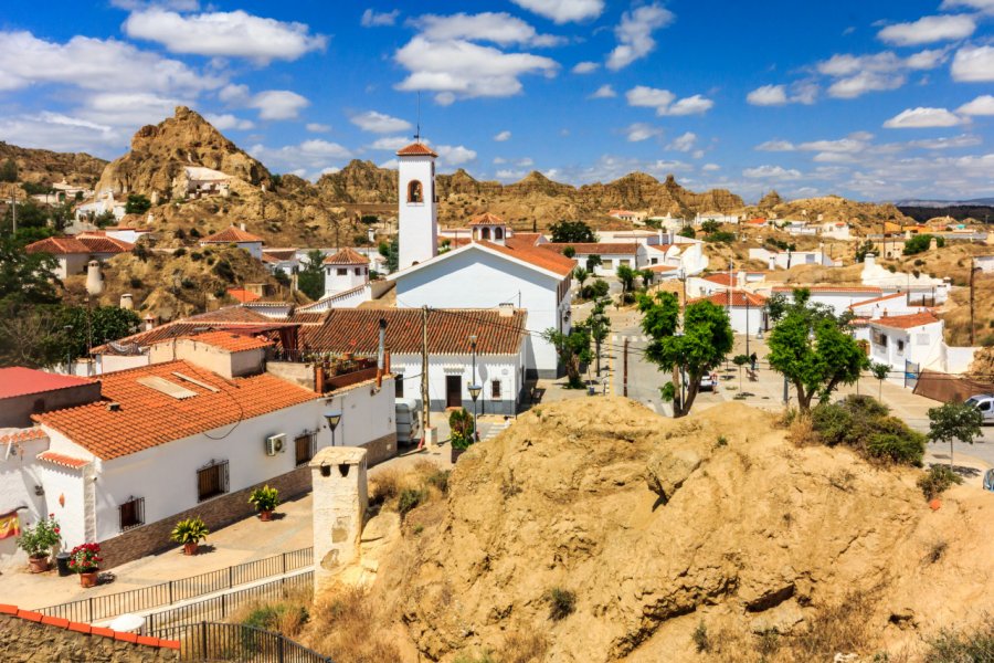 Vue sur Guadix. Kevin Hellon - Shutterstock.com