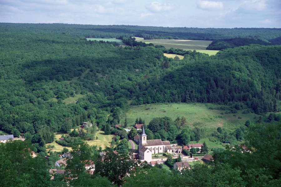 Vue générale de Val-Suzon PHOVOIR