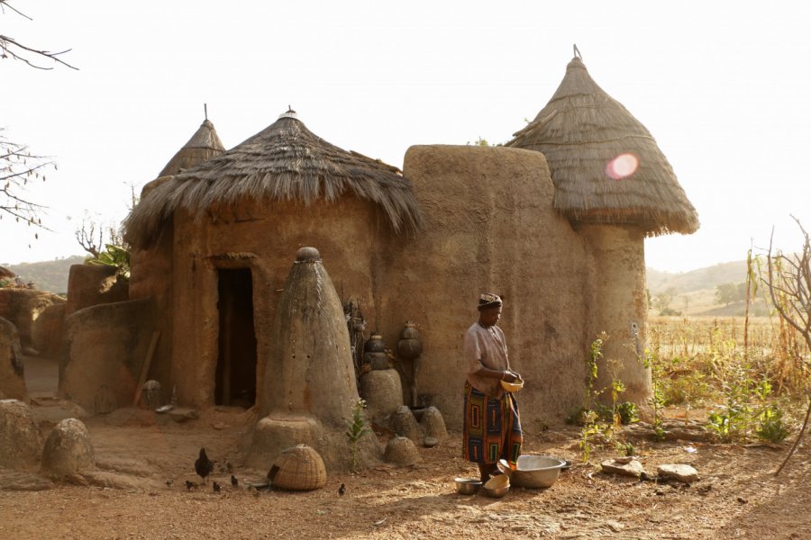 Scène quotidienne à Boukoumbé. Cora Unk Photo - Shutterstock.com