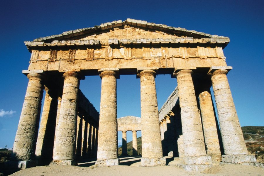 Temple dans la zone archéologique de Segeste. Author's Image