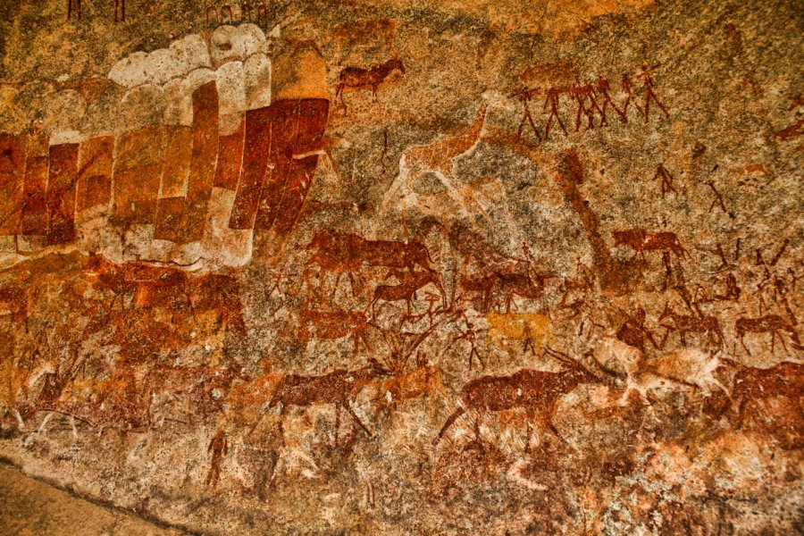Art préhistorique dans les grottes du parc national de Matopos. Vladislav T. Jirousek - shutterstock.com