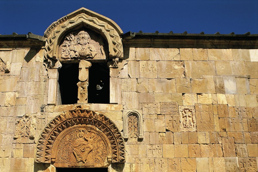 Tympan sculpté du monastère de Noravank. Alamer - Iconotec