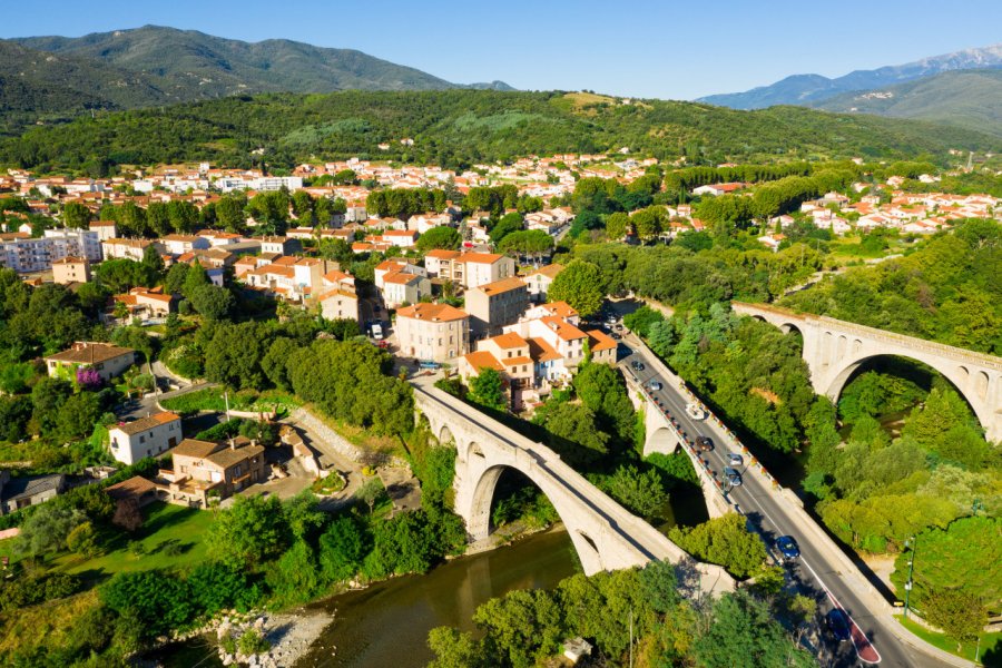 Le village de Céret. Iakov Filimonov - Shutterstock.com