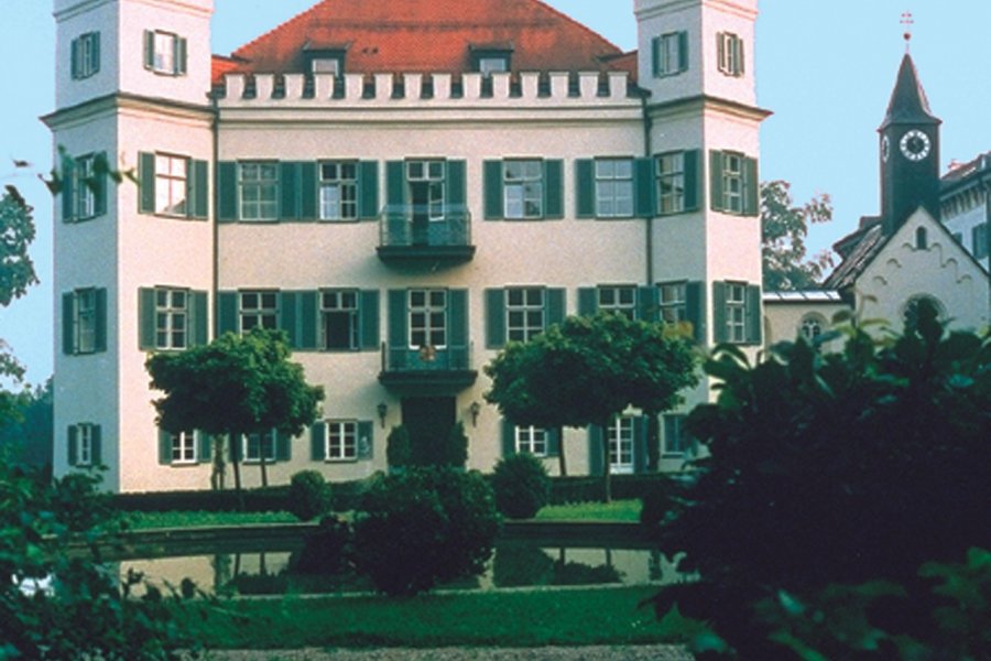 Château de Possenhofen Association du Tourisme Région des Cinq Lacs de Starnberg