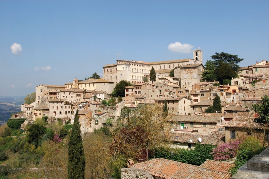 Ville de Todi. farluk - iStockphoto.com