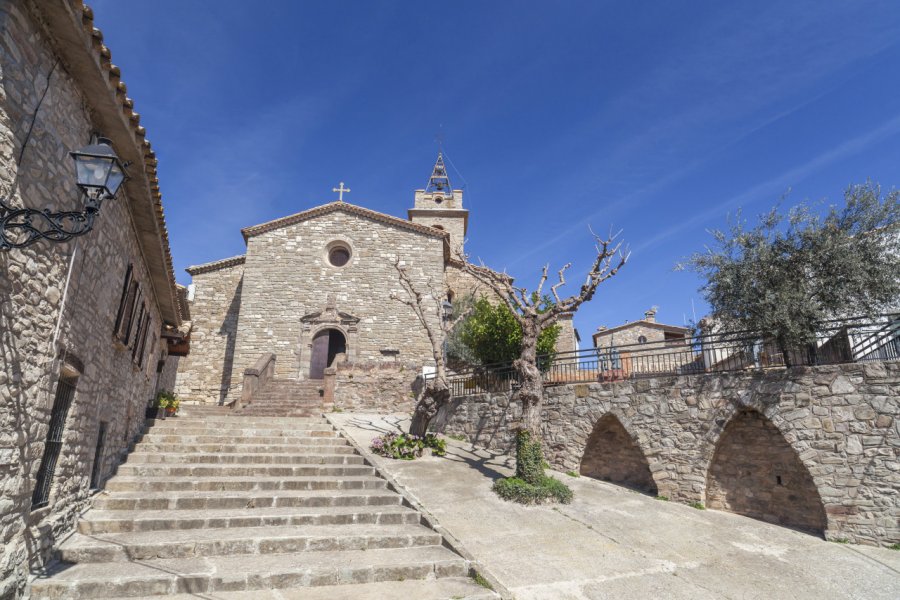 Santa Maria d'Oló. joan_bautista - Shutterstock.com