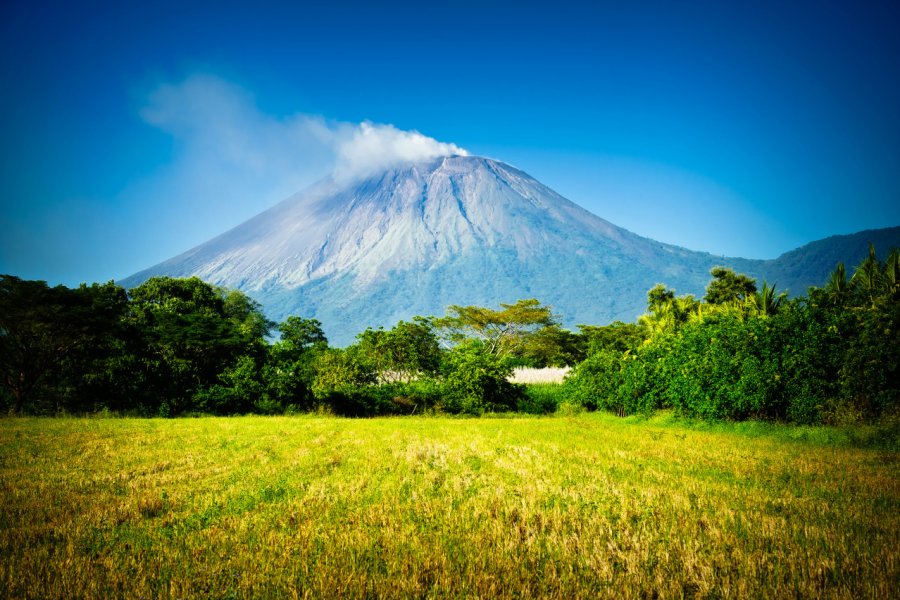 Volcan San Cristóbal. Terry Honeycutt - Shutterstock.com