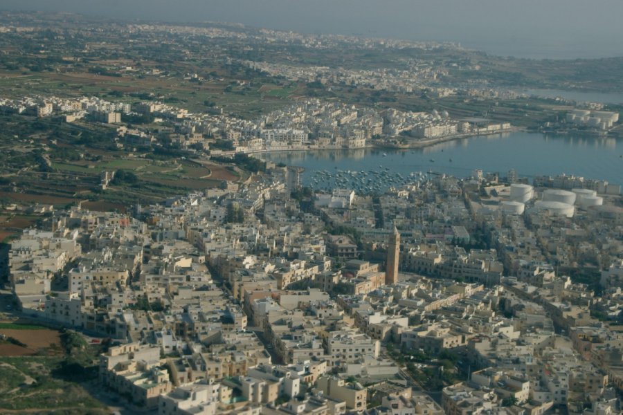 Vue aérienne de la ville. Stéphan SZEREMETA