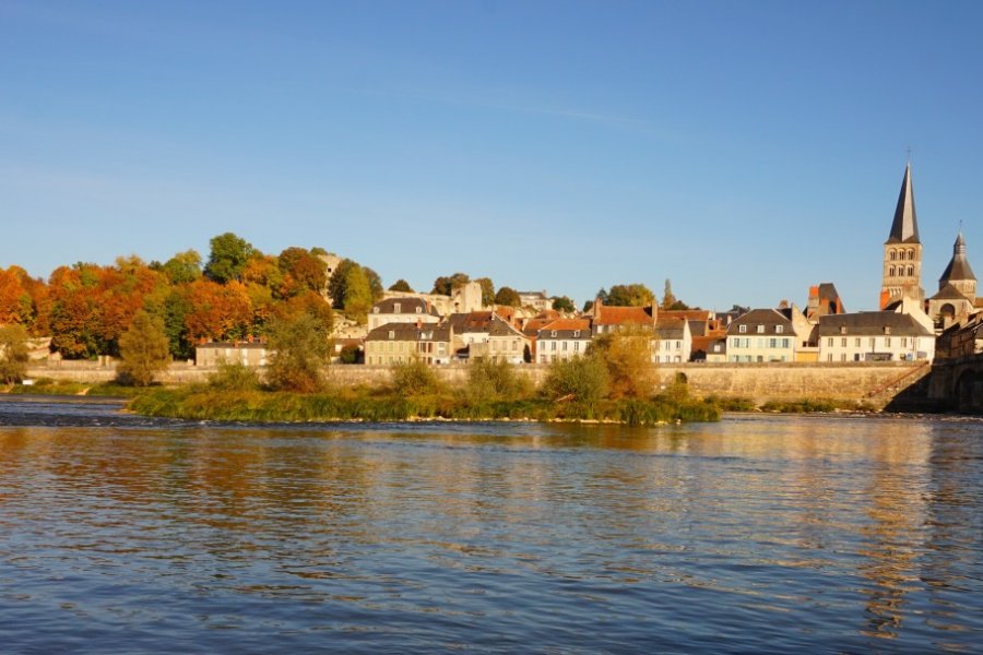 La Charité-sur-Loire et ses berges. Delphine TABARY