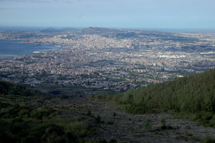 Vue depuis le Vésuve. Stéphan SZEREMETA