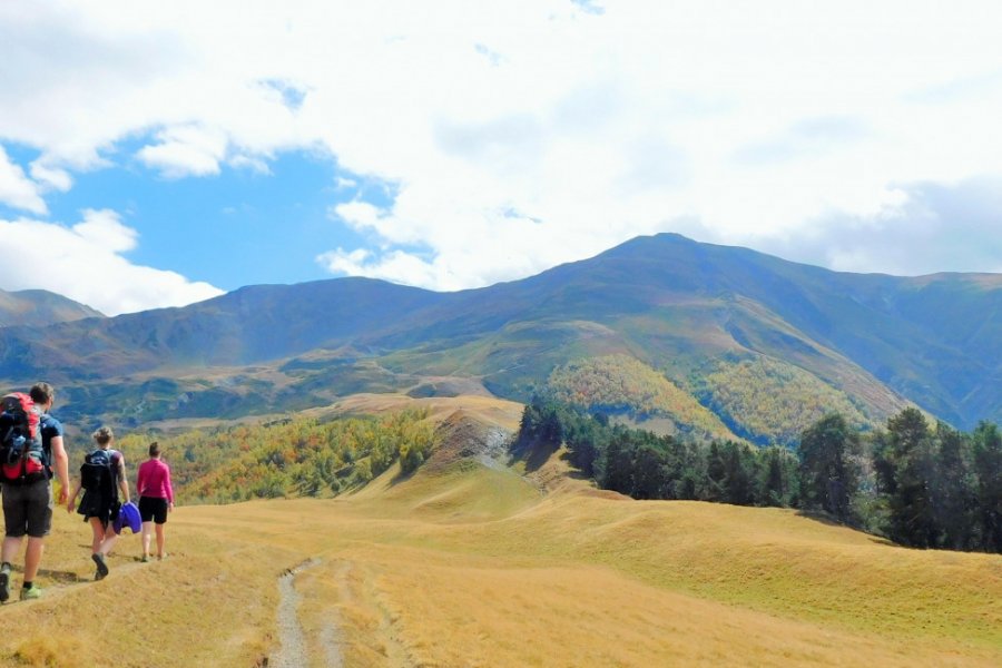Randonneurs dans le parc national de Tusheti. IvetaTomeckova - Shutterstock.Com