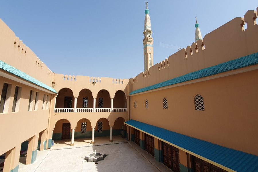 Mosquée à Conakry. Michael Ernst - stock.adobe.com