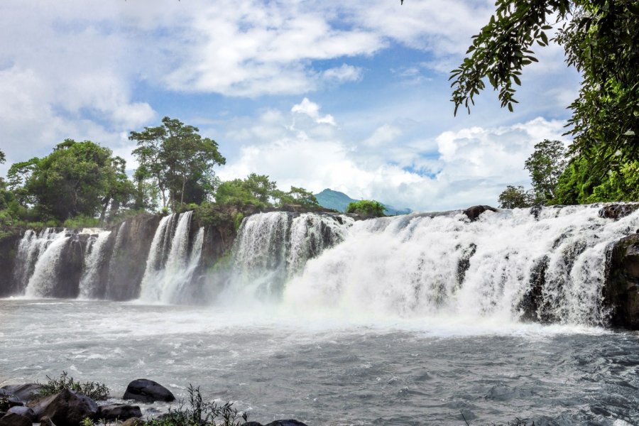 Cascade de Tad Lo. Moreorange - Shutterstock.com