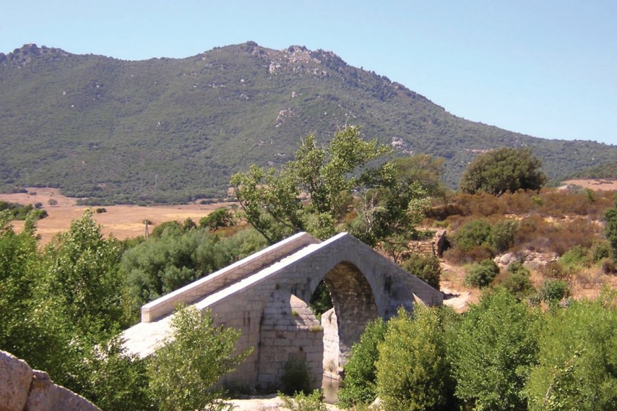 Le pont pisan de Spina Cavallu XAVIER BONNIN