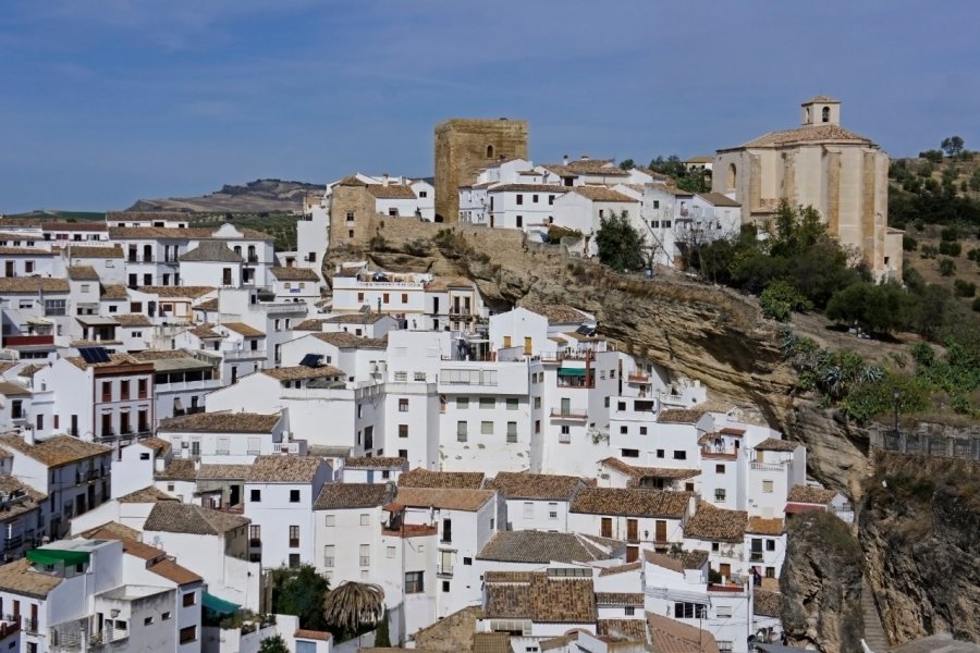 Le village de Setenil de Las Bodegas. BAO-Images Bildagentur - Shutterstock.com