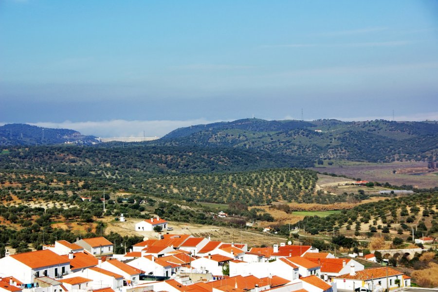 Vue sur Moura. inacio pires - Shutterstock.com