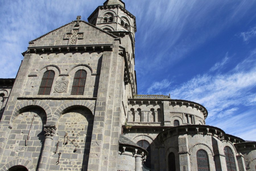 Notre-Dame d'Orcival. Veronique Monin - iStockphoto.com