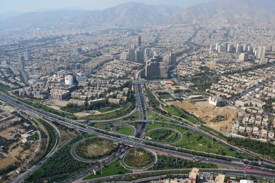 Téhéran, une capitale moderne de plus de 8 millions d'âmes melanie_10 - iStockphoto.com