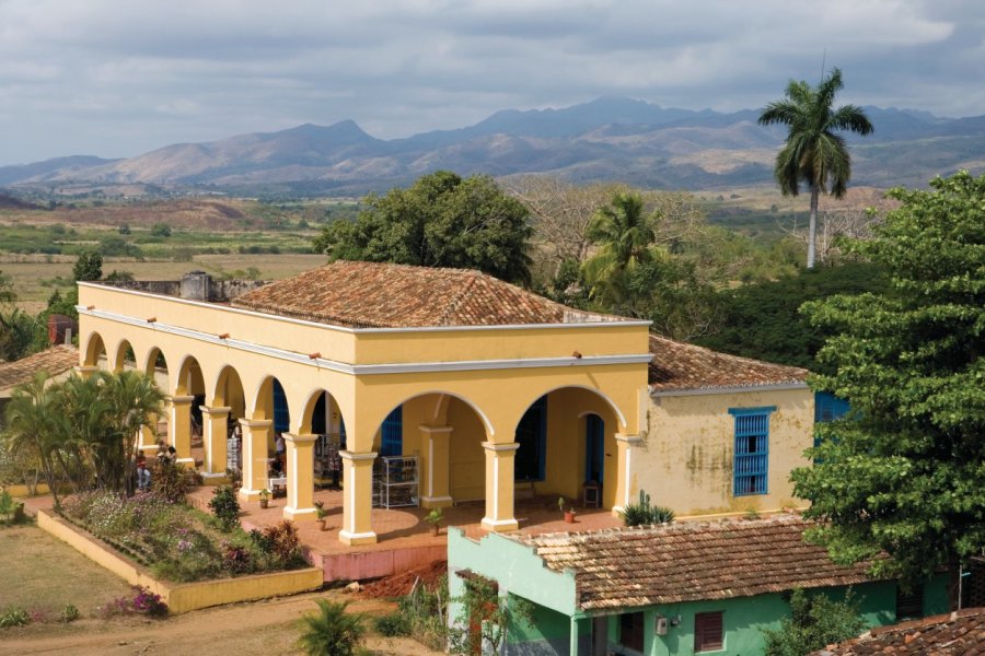 Vallée de San Luis ou vallée de los Ingenios (vallée des moulins à sucre) : Finca Iznaga. Irène ALASTRUEY - Author's Image