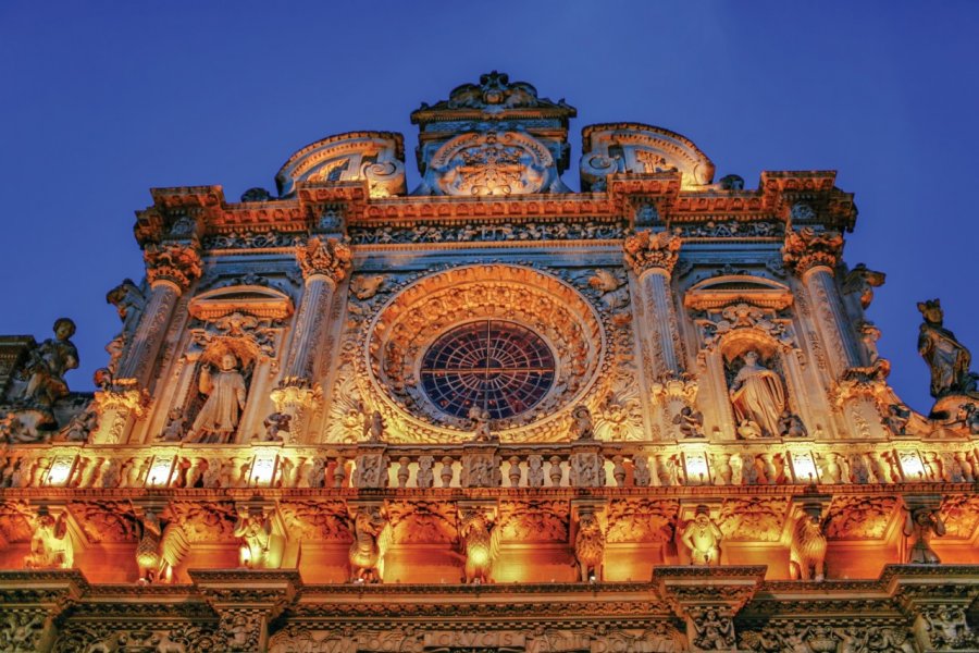 La façade baroque de la Basilique de Santa Croce. DeltaOFF - iStockphoto