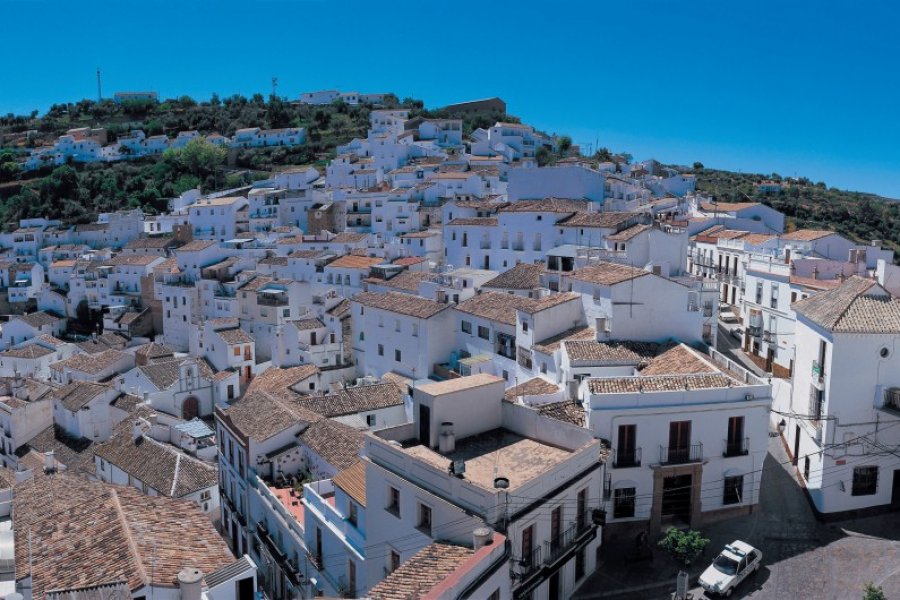 Setenil de las Bodegas, un petit village blanc. Joséphine - Iconotec