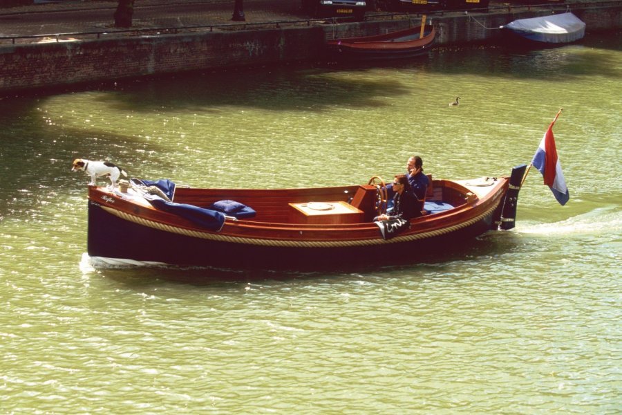 Sur le canal Reguliusfrachet à Amsterdam. Author's Image