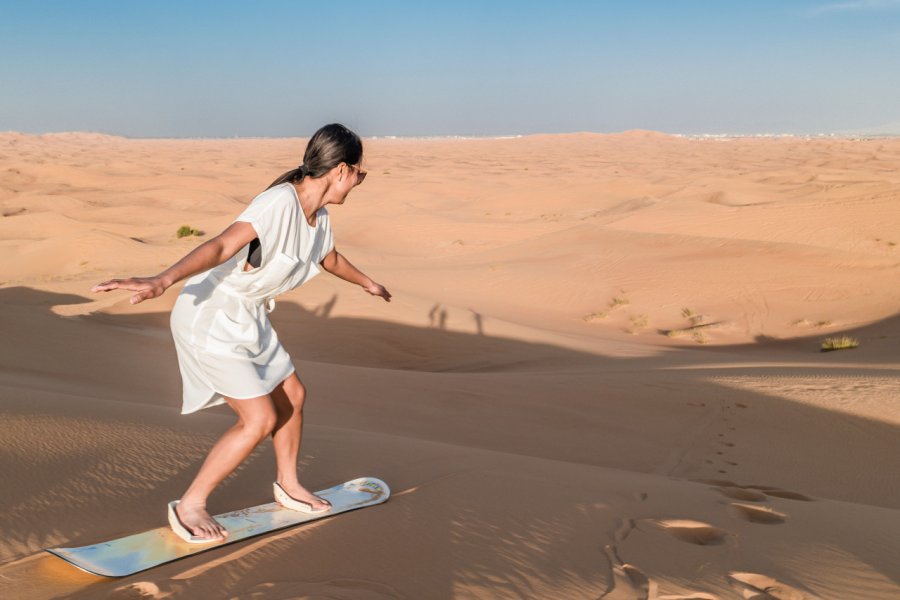 Ski sur sable. fokke baarssen - Shutterstock.com