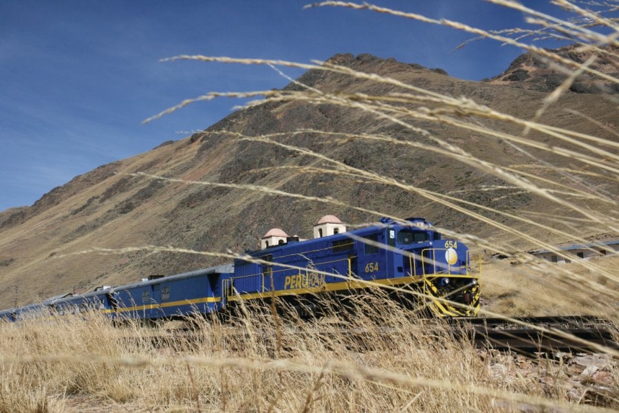 Train Andean Explorer reliant Puno à Cusco. (© Stéphan SZEREMETA))