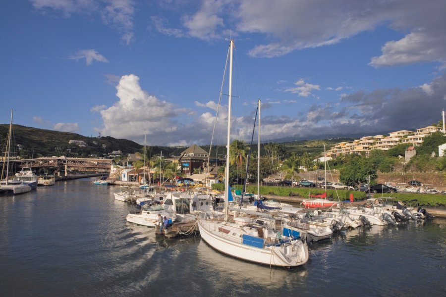 Le port de Saint-Gilles-les-Bains. Author's Image