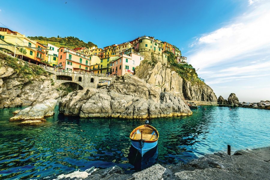 Les eaux cristallines du golf des poètes, Manarola. DouglasOlivares - iStockphoto