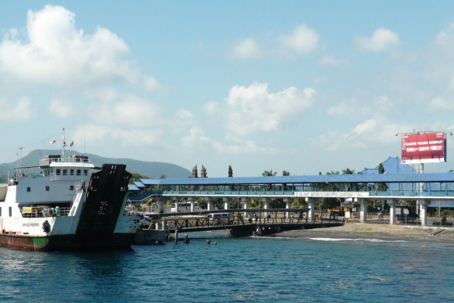 Port de ferry de Gilimanuk. Stéphan SZEREMETA