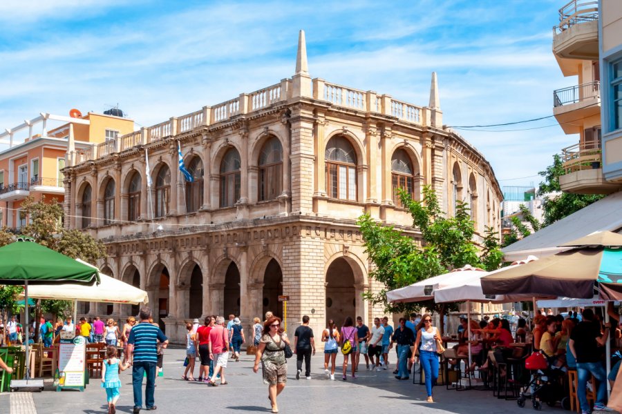 Dans les rues d'Héraklion. Mistervlad - Shutterstock.com